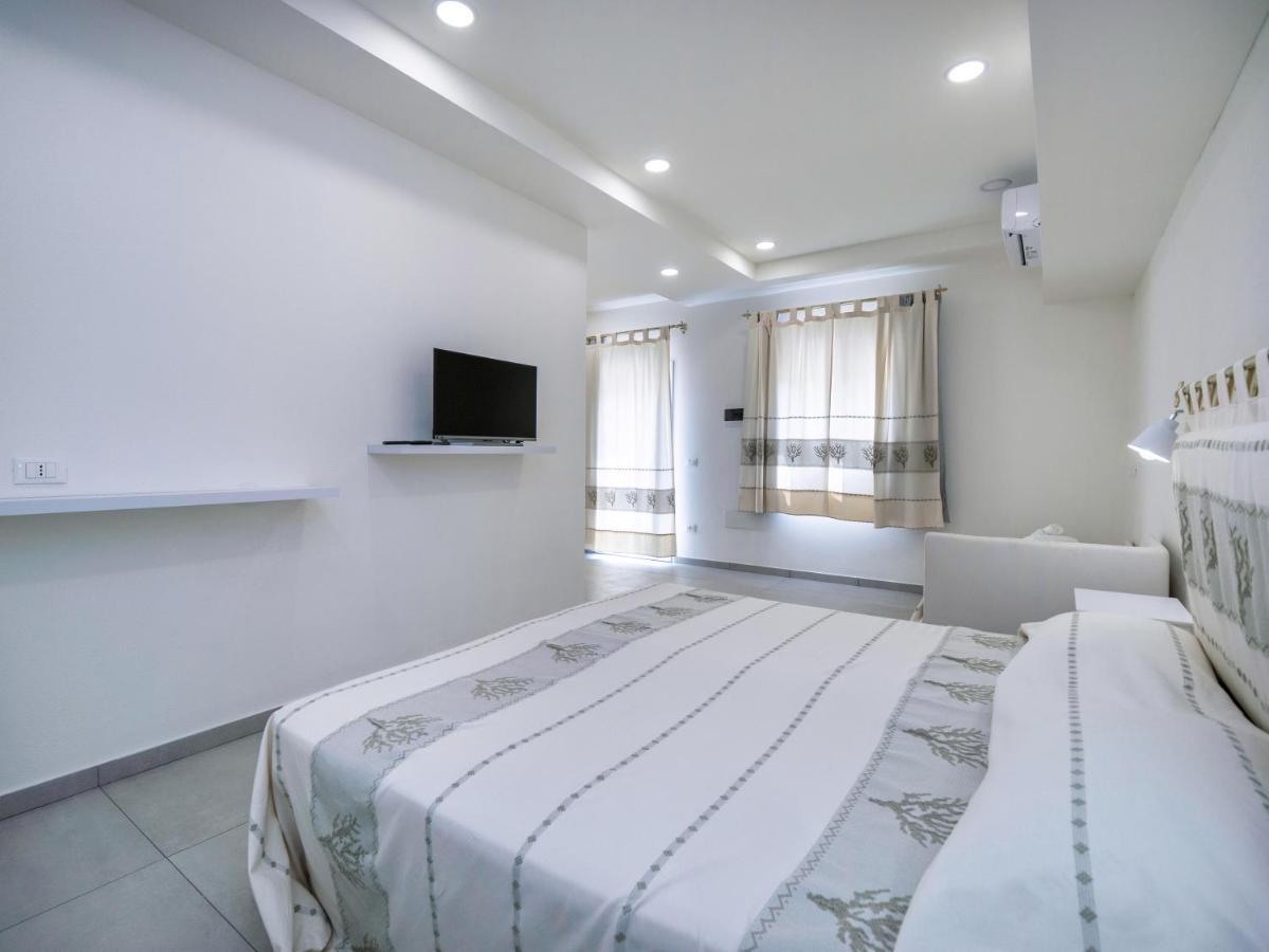 Aldo Moro Rooms Όλμπια Εξωτερικό φωτογραφία