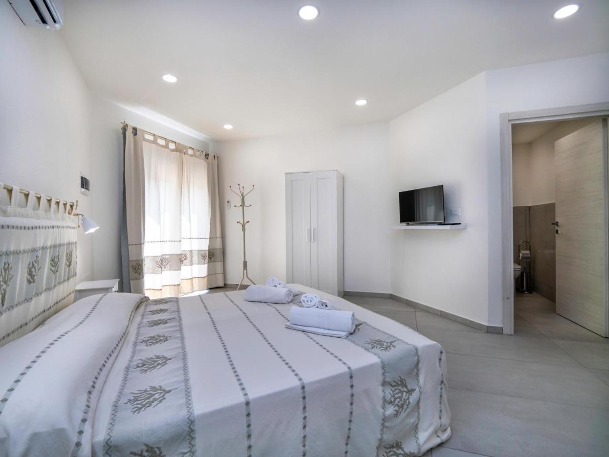 Aldo Moro Rooms Όλμπια Εξωτερικό φωτογραφία